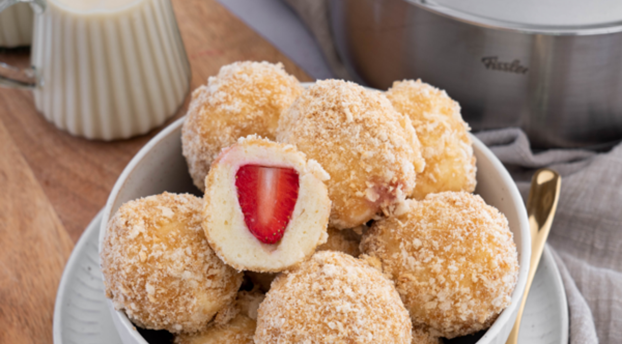 Erdbeerknödel mit Quark