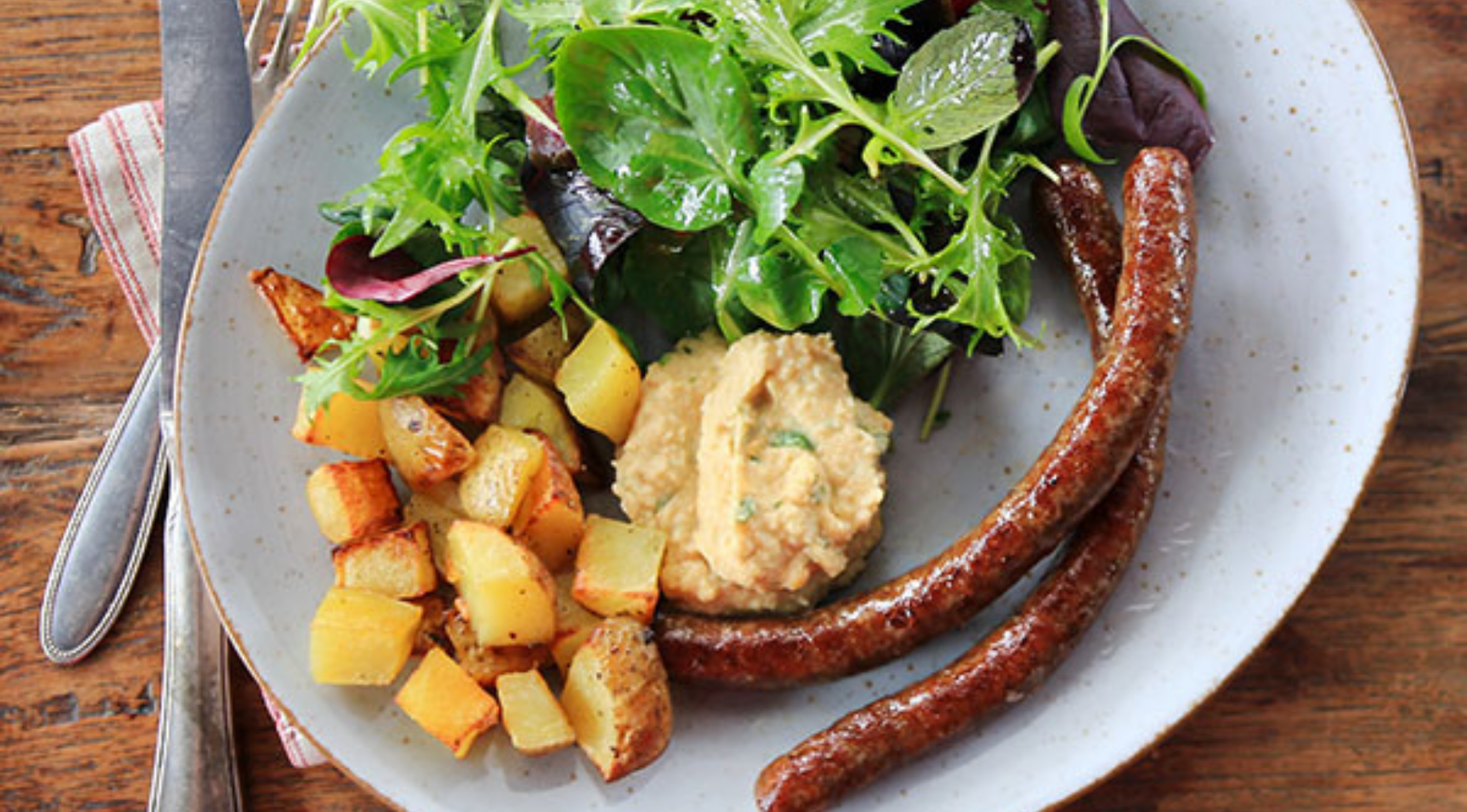 Merguez mit Estragon-Hummus und Röstkartoffeln