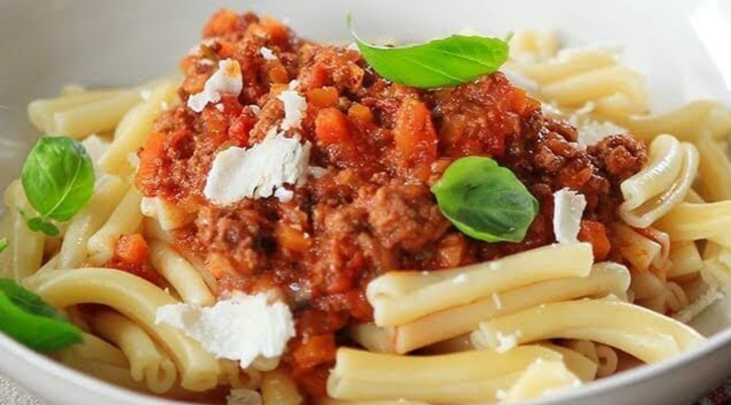 Schnelle italienische Bolognese