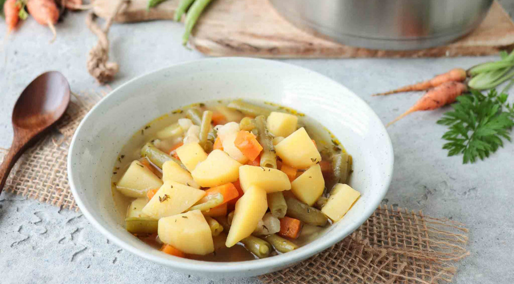 Vegetarischer Gemüseeintopf