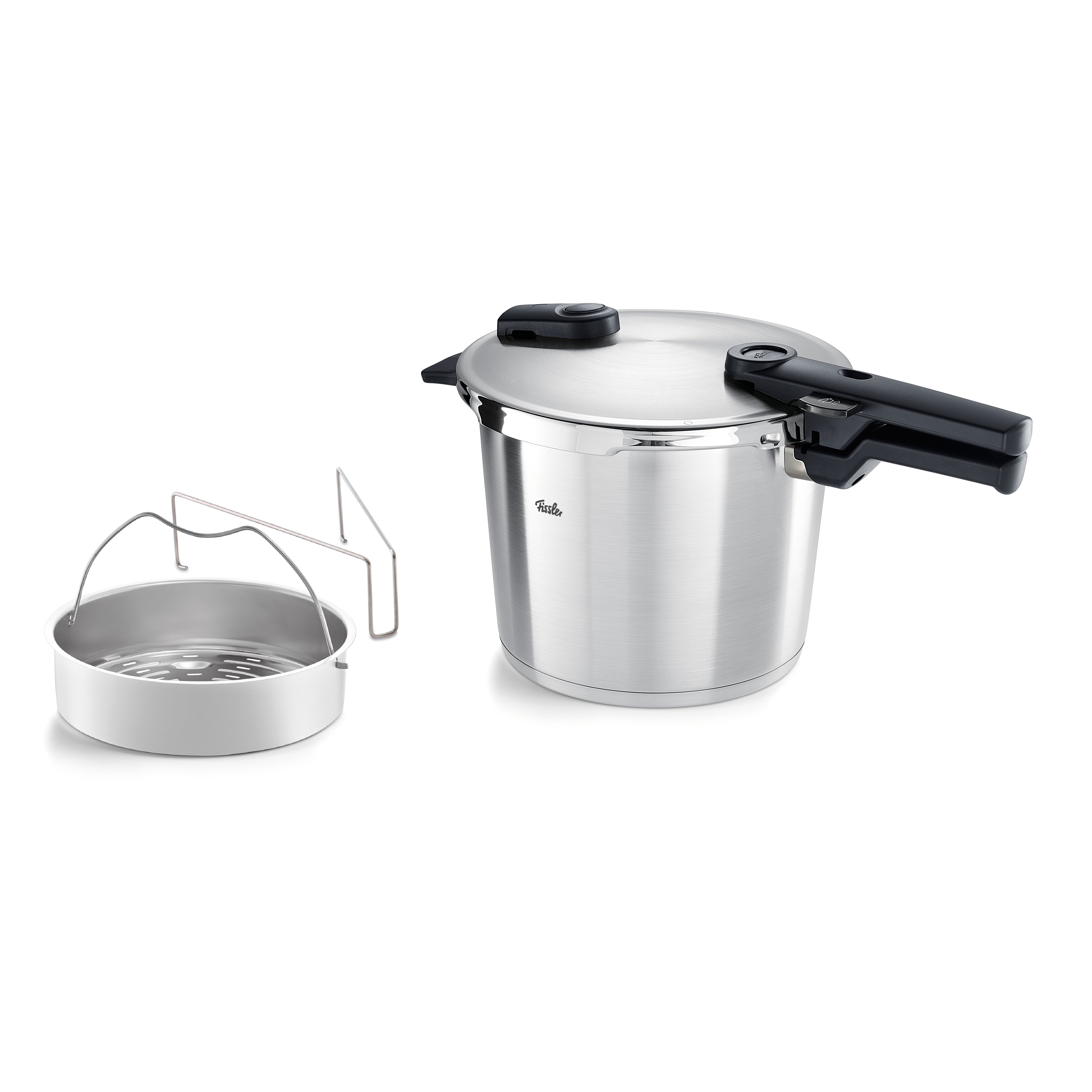 Fissler Vitaquick® Premium Schnellkochtopf aus Edelstahl mit Dämpfeinsatz und Untersetzer, modern, funktional - Made in Germany.