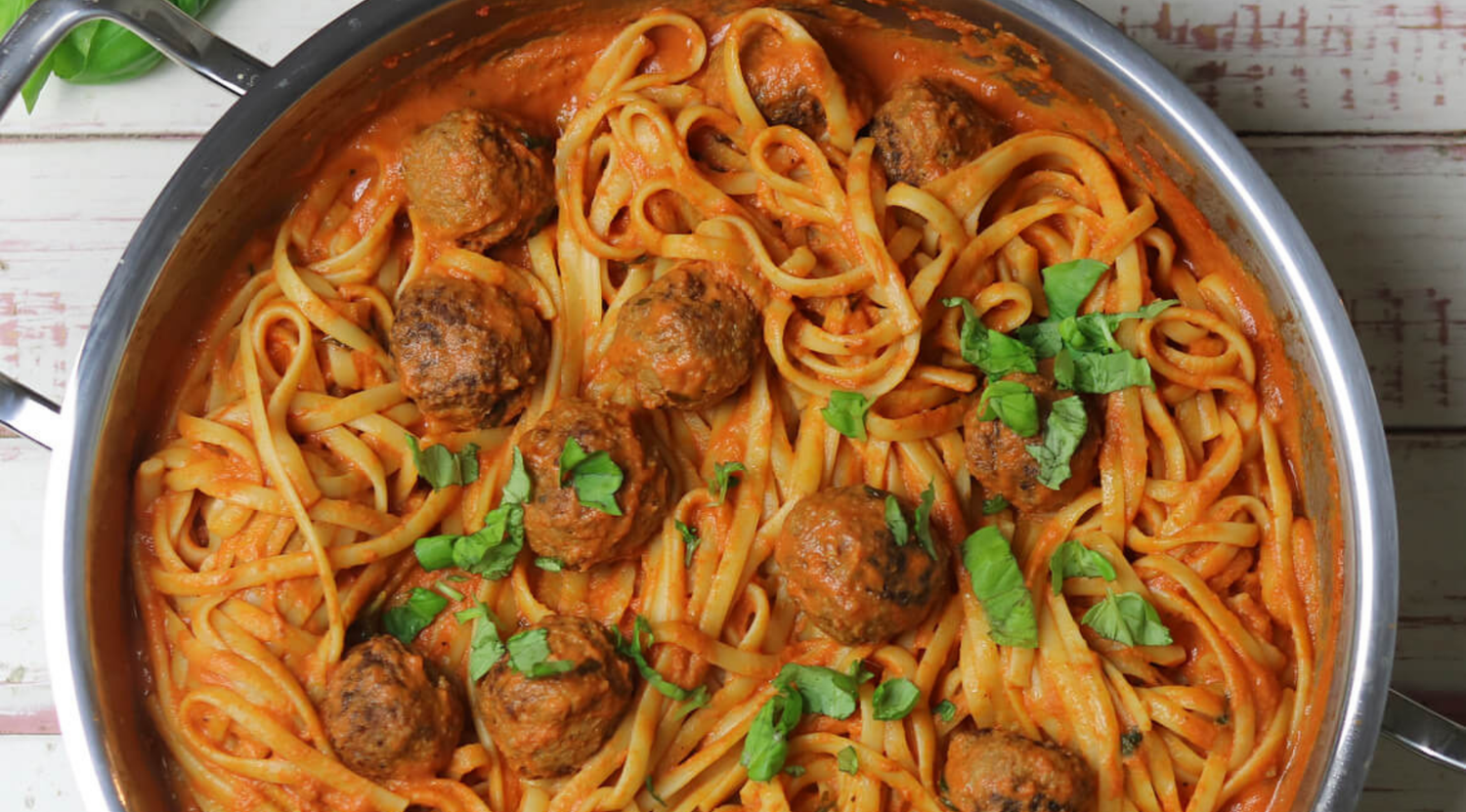 Pasta mit Hackbällchen