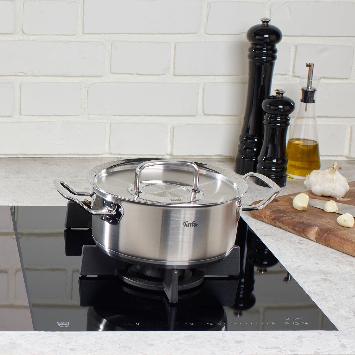 Original-Profi Collection® Casserole with Metal Lid | Fissler
