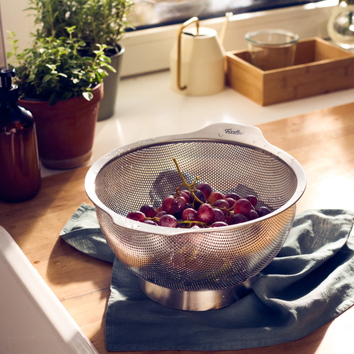 ドイツ製made in Germany Fissler 24cm Fissler Essential Colander 24cm | Fissler