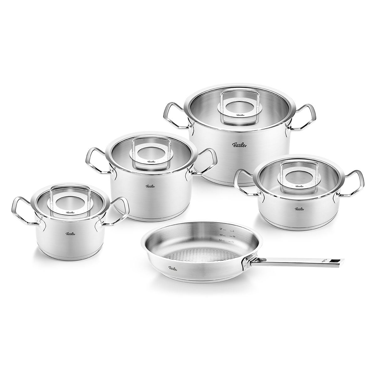 Fissler Original-Profi Kollektion® 5-tlg. Set: 4 Töpfe & Pfanne, Edelstahl 18/10, präzise gefertigt, auf Weiß arrangiert.